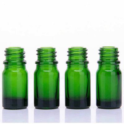 زجاجة زيت عطري للجمال من الزجاج الأخضر